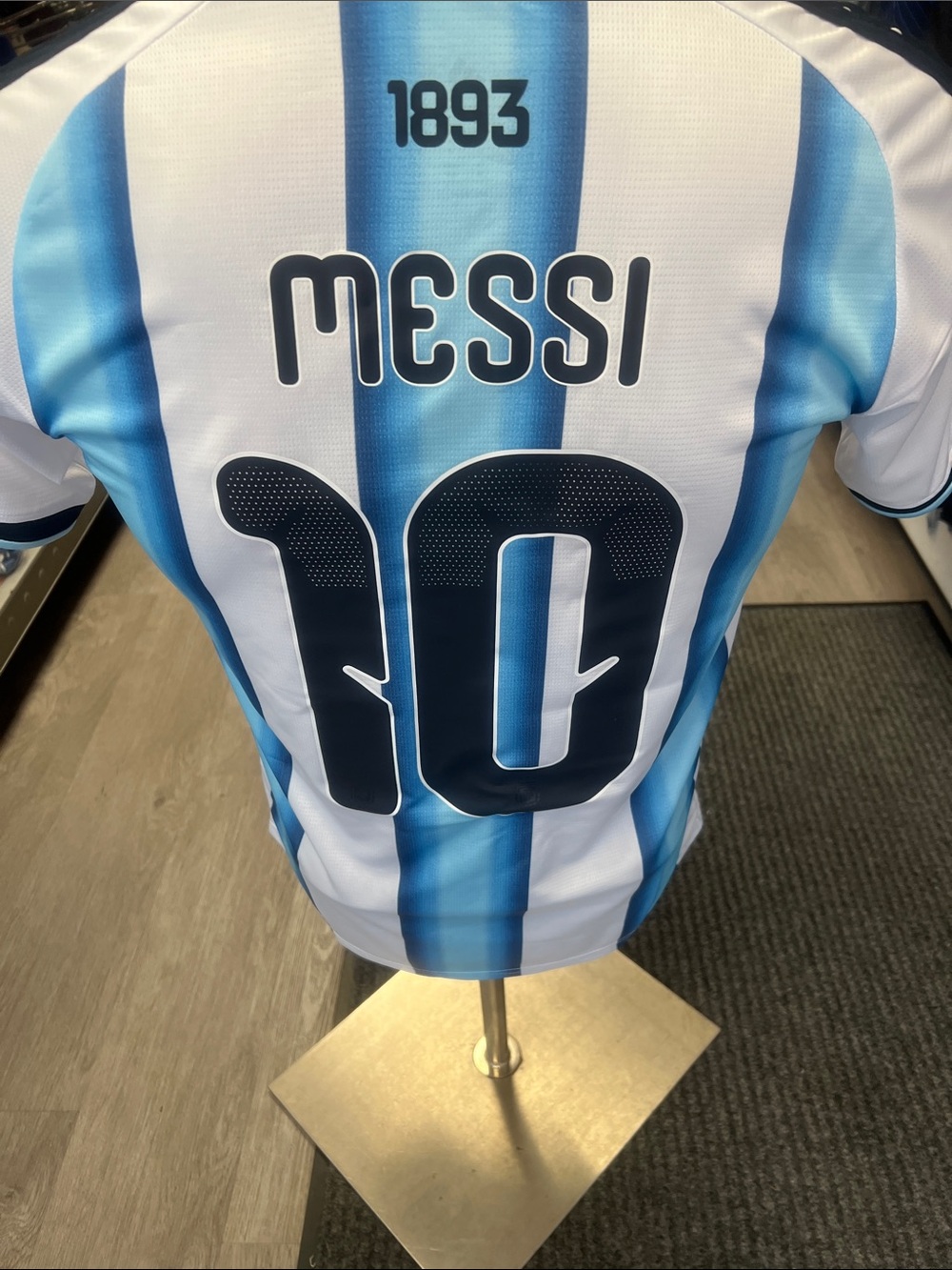 Messi #10 Home argentina Jersey - 2026 - Picture 3 of 4
